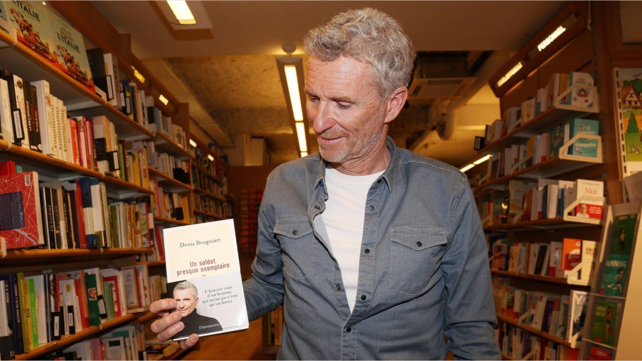 Voici - PHOTO Denis Brogniart félicite Mathieu, le compagnon d'Alix, après une grande prouesse sportive