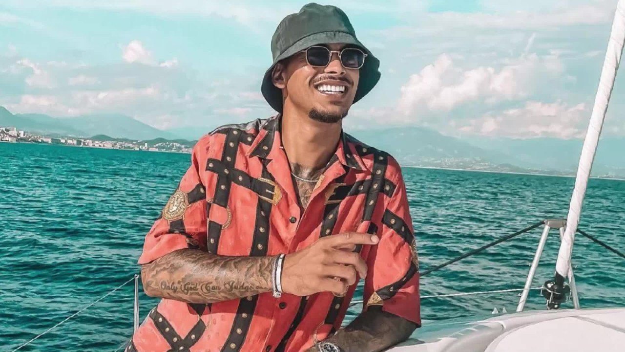 VOICI : Greg Yega sous le choc : la star des Marseillais agressée et dépouillée à son domicile par deux individus armés