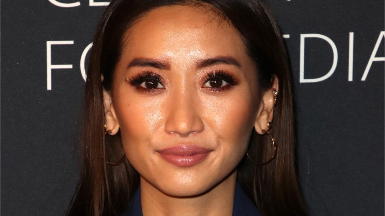 VOICI - Macaulay Culkin a 41 ans : qui est sa femme l'actrice Brenda Song ?