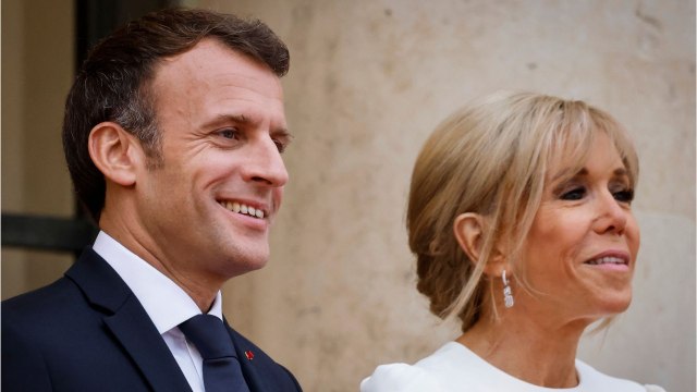 VOICI : Emmanuel et Brigitte Macron inséparables : ces rares confidences sur l'intimité du couple présidentiel