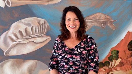 VOICI : Une nounou d'enfer : Fran Drescher annonce le retour de la série culte