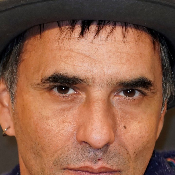 VOICI soical : 18 ans de la mort de Marie Trintignant : ce coup de fil passé à Samuel Benchetrit par Bertrand Cantat le soir du drame (1)