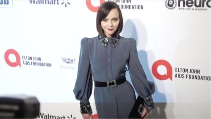 VOICI - Christina Ricci : la star de la Famille Addams enceinte de son deuxième enfant (1)