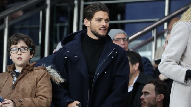 VOICI - Rayane Bensetti a 27 ans : l'acteur rend un bouleversant hommage à son père décédé