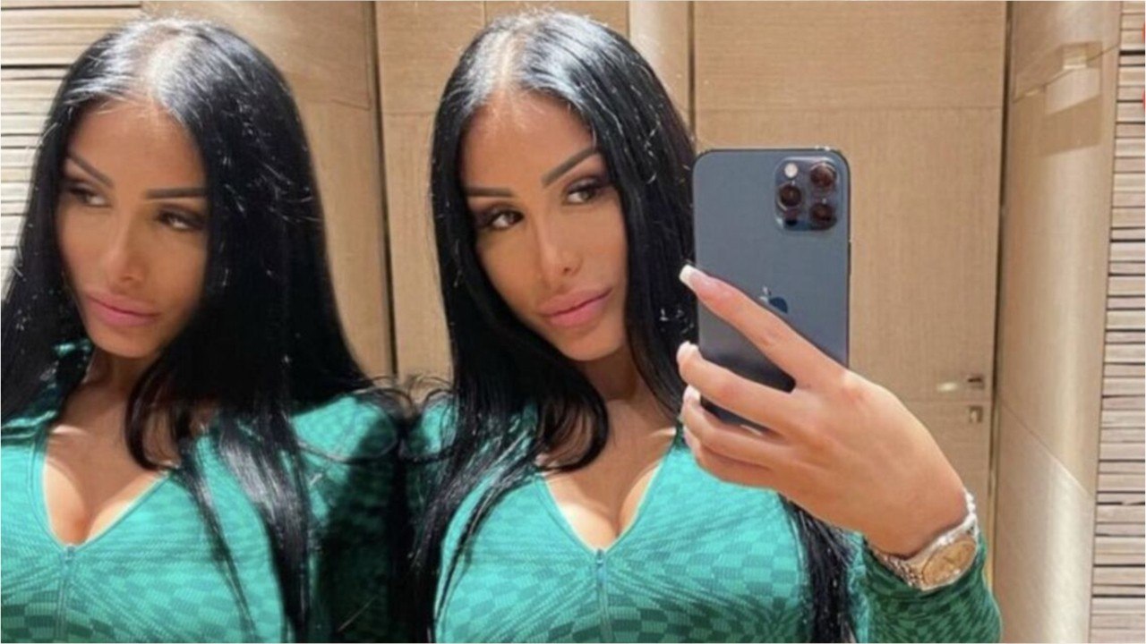 VOICI - PHOTO Léana (Les Anges, La villa des coeurs brisés) se dévoile sous toutes les coutures : ses abonnés en redemandent