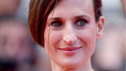 VOICI - Camille Cottin dans House of Gucci : les premières images laissent les internautes sur leur faim