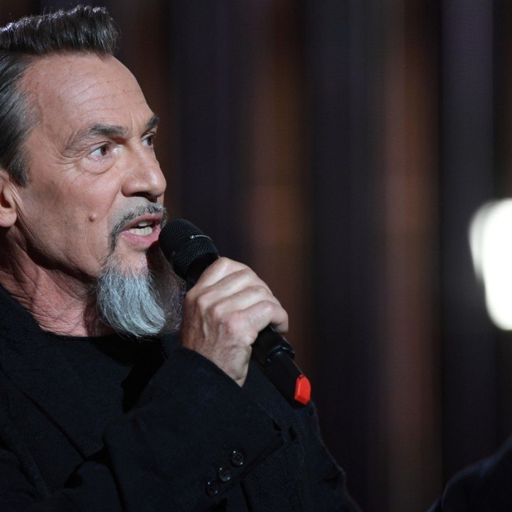 VOICI SOCIAL Florent Pagny S'en Prend Aux « Aigris De La Vie " Qui Critiquent Sa Chanson Avec Marc Lavoine Et Pascal Obispo (1)