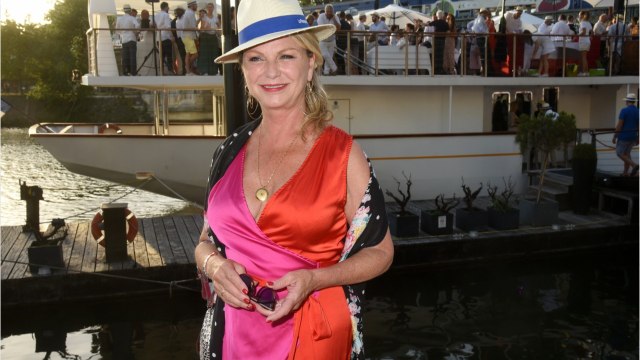 VOICI - PHOTO Jeane Manson relance la guerre avec Coline Berry : la chanteuse règle ses comptes à la surprise générale