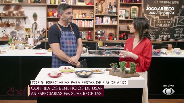 Edu recebe a nutróloga Marcella Garcez para falar sobre as especiarias e temperos que podem ser usados nas festas de fim de ano.Confira!