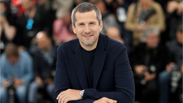 VOICI : Astérix et Obélix, L'Empire du Milieu : très ému, Guillaume Canet annonce la fin du tournage avec un geste symbolique