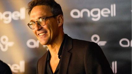 VOICI - PHOTOS Julien Courbet accueille un nouveau membre dans sa famille : les internautes s’attendrissent !