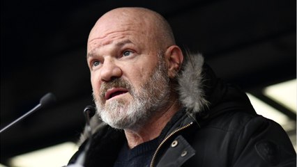 VOICI : Philippe Etchebest déguisé en gendarme pour la réouverture de son restaurant