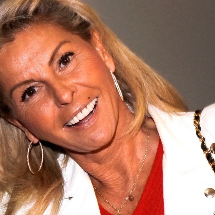 VOICI social - Caroline Margeridon : Son Petit Tacle Plein D'humour À Julien Cohen Sur Instagram (1)