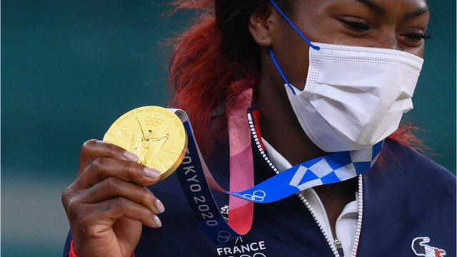 VOICI - JO 2021 de Tokyo : qui est la judoka Clarisse Agbegnenou, médaillée d'or ? (1)