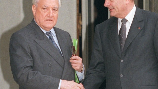 Voici - Jacques Chirac : l’un de ses amis proches meurt un an jour pour jour après lui