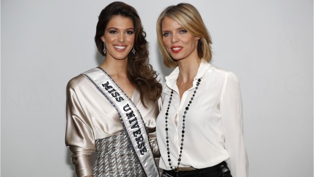 VOICI - PHOTOS Iris Mittenaere nostalgique : elle publie des photos souvenirs de ses voyages en amoureux