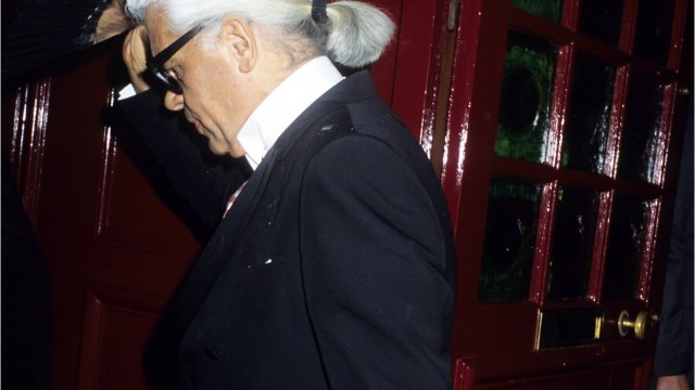 VOICI - Karl Lagerfeld : son assistant Sébastien Jondeau évoque sa rivalité avec Baptiste Giabiconi