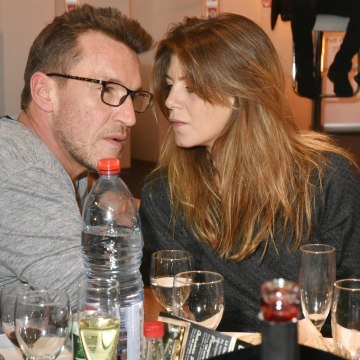 Voici - social PHOTO Benjamin Castaldi : Sa Femme Aurore, Enceinte, Dévoile Subtilement Son Ventre Arrondi (1)