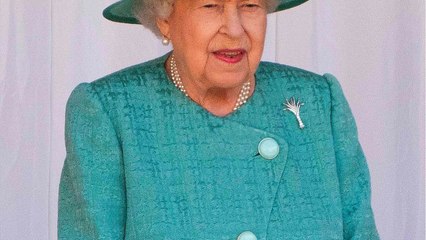 VOICI Elizabeth II : l’adorable cadeau que lui a fait un garçon de 7 ans (et sa tendre réponse)