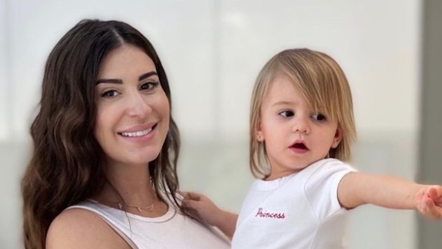 VOICI : Martika (Mamans et célèbres) a accouché de son deuxième enfant : une première photo du bébé dévoilée