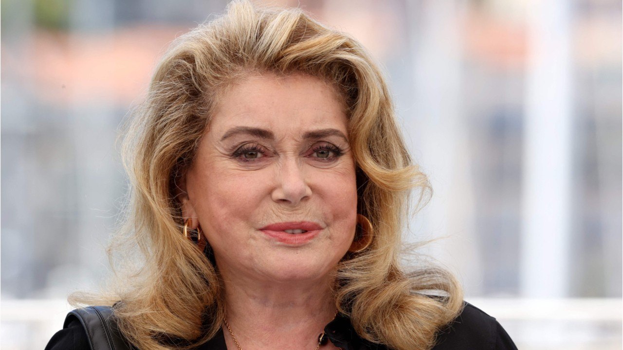 VOICI : Catherine Deneuve en deuil : mort de sa mère Renée Dorléac à 109 ans