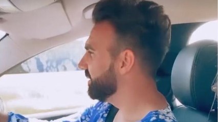 VOICI - Matthieu (MAPR 5) déguisé en Laure enceinte : découvrez son étonnant défi pour aller faire les courses