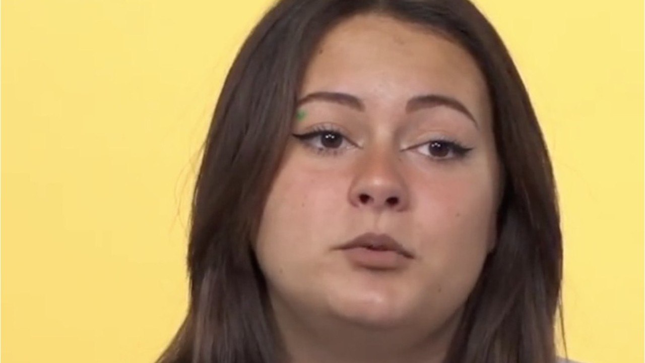 VOICI : Lou Pernaut menacée de mort : elle se confie sur les messages terrifiants qu'elle a reçus