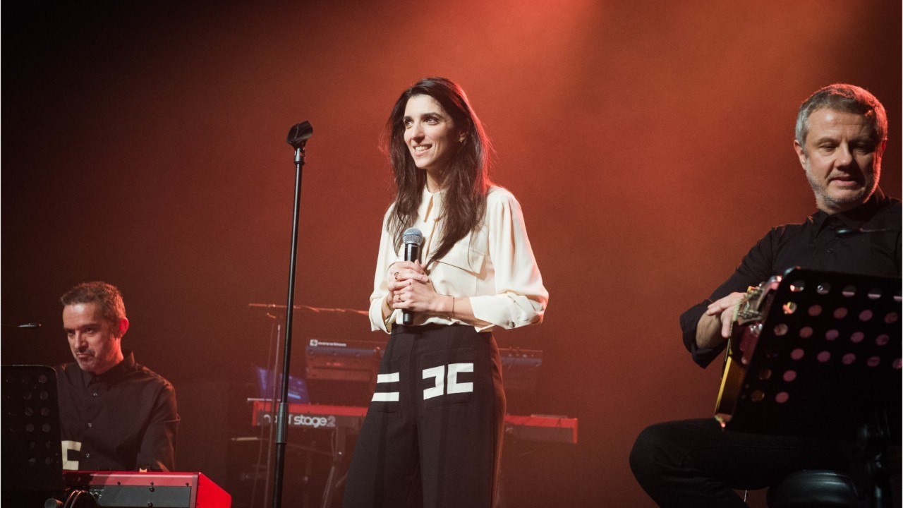 Voici - PHOTOS Ici tout commence : la belle déclaration d'Agustin Galiana à sa partenaire Julie Sassoust