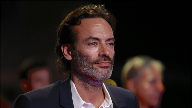 VOICI - Anthony Delon ému par un cliché de son enfance avec Nathalie et Alain Delon