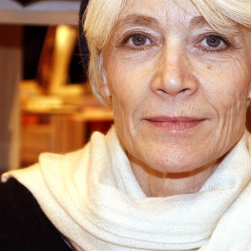 VOICI social - « Un sérieux problème : Françoise Hardy inquiète pour la santé de Jacques Dutronc (1)