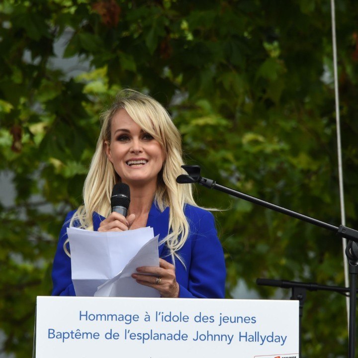 VOICI SOCIAL: Hommage à Johnny Hallyday : bouleversée, Laeticia Hallyday donne des nouvelles