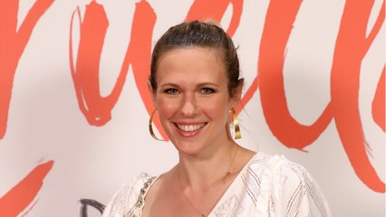 VOICI : Lorie Pester se confie sur sa relation avec ses parents : elle évoque avec sincérité sa "crise d'adolescence"