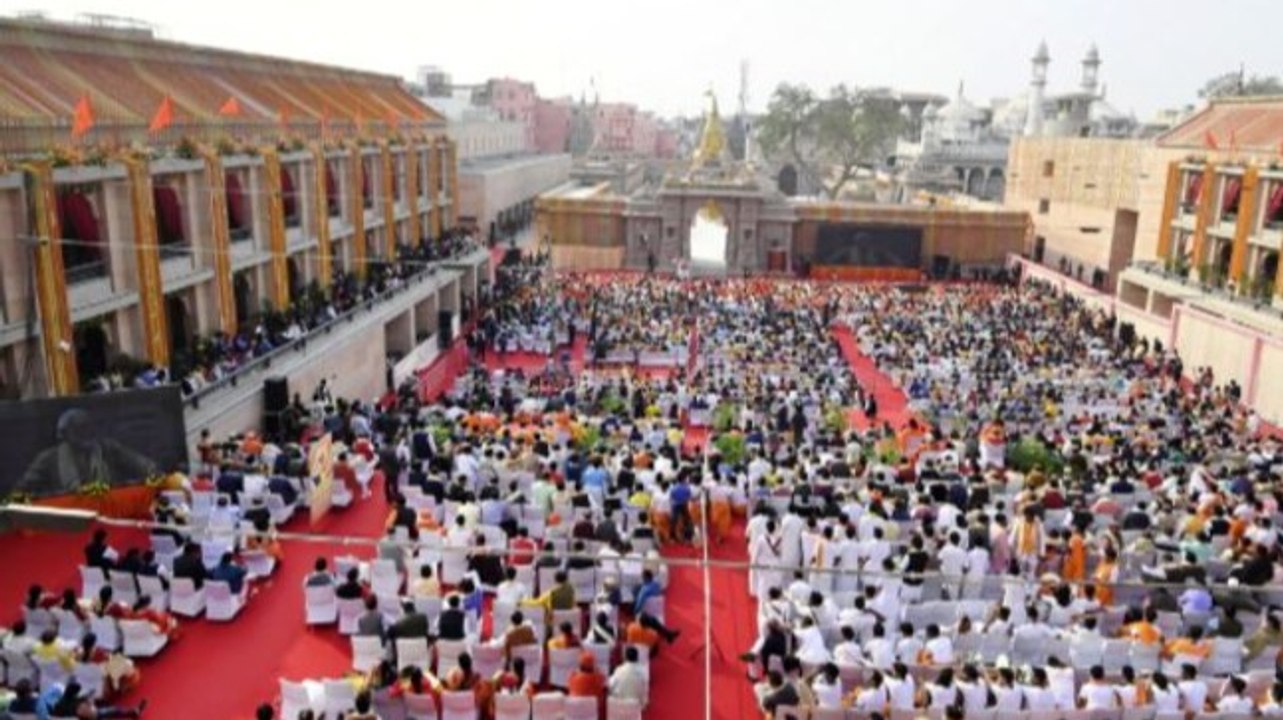 Kashi Vishwanath Dham Corridor inaugurated; 2 cops killed, 12 injured as terrorists target police bus in J&K; more