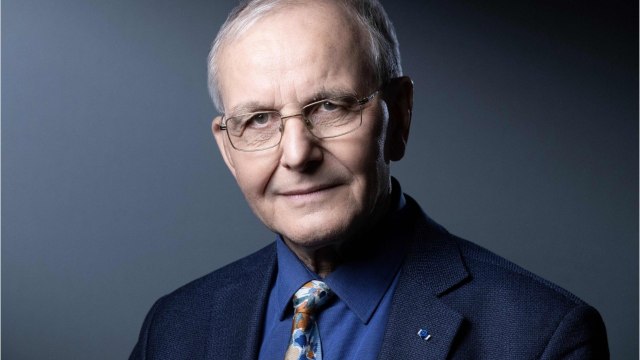 VOICI : Mort d'Axel Kahn : le médecin et généticien s'est éteint à l'âge de 76 ans des suites d'un cancer