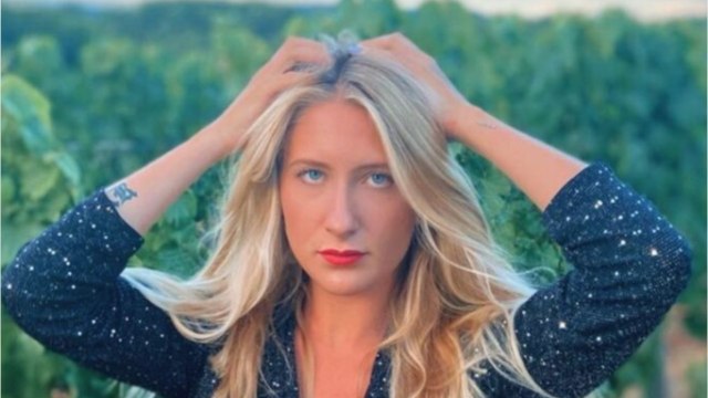 VOICI : Louise Depardieu en deuil : son triste hommage à sa maman Elise Ventre