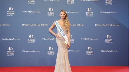 VOICI : Amandine Petit célibataire ? Cet indice sur les vacances de Miss France 2021 qui interroge sur sa vie amoureuse