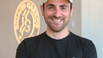 VOICI - PHOTO Camille Combal poste une photo pas très avantageuse de Cyril Lignac, un détail interpelle !