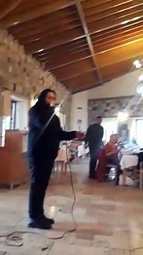 nadir saltık kum gibi shorts çatı restorant alaçatı