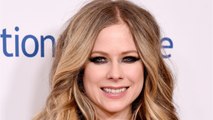 VOICI : PHOTO Avril Lavigne débarque sur Tik Tok : son visage choque les internautes