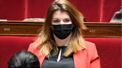 VOICI : Marlène Schiappa : son étrange théorie pour expliquer les frictions entre Gérald Darmanin et Eric Dupond-Moretti