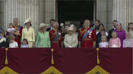 VOICI- Harry et William brouillés depuis longtemps ? Un correspondant royal fait une triste révélation