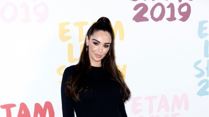 VOICI : "Je ne cuisine pas, je suis riche" : fustigée par ses détracteurs, Nabilla répond sèchement