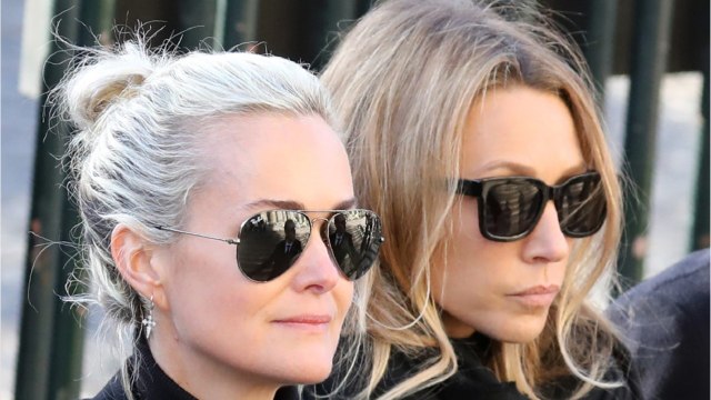 Voici - Johnny Hallyday : cette information capitale que lui a cachée Laeticia à l’annonce de son cancer