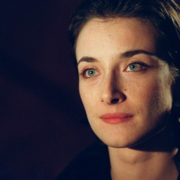 VOICI-SOCIAL Mort De La Comédienne Delphine Serina (Un Si Grand Soleil, Avocats Et Associés) À 49 Ans (1)