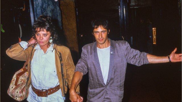 VOICI - Gérard Lanvin : qui est sa femme Jennifer, qui fête ses 67 ans ?