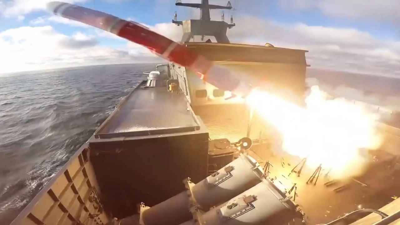 Russian Warship Shows Its Firepower In Attack Training.mp4