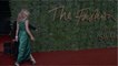 VOICI. A Paris, Kate Moss passe des moments très complices avec sa fille