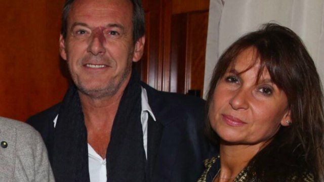 VOICI : Jean-Luc Reichmann : sa compagne Nathalie Lecoultre poste un étonnant selfie pour la nouvelle année