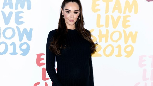 VOICI : Nabilla : son réveillon avec Maeva Ghennam et Manon Marsault divise les internautes