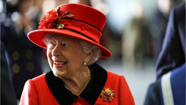 Voici - Elizabeth II : nouvelles accusations de racisme contre la monarchie, Buckingham Palace réagit
